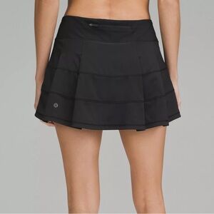 Women’s 8 Lululemon Pace Rival Mid Rise Skirt Black M